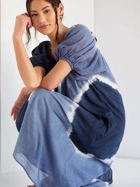 Sundry Blue Tie-Dye Puff Sleeve Midi Dress